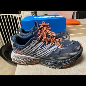 Women’s Hoka Speedgoat 4 size 8.5 Wide
